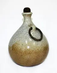 Lawrence Ewing, Bottle vase, with shino glaze, original cork stopper and rope handle