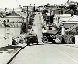 Marti Friedlander, Untitled – Auckland Street Scene
