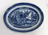 Chinese export blue and white oval platter, 19th century, with Canton pattern