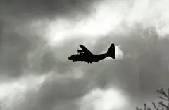 Peter Peryer, Hercules over Herald Island, gelatin silver print