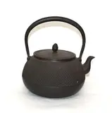 Japanese cast iron kettle, Meiji period (1868 – 1911)