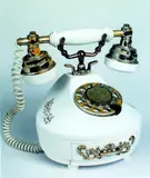 Yvonne Todd, Artificial Telephone, LED print, edition of 3
