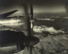 Steele, First Viscount Flight over Tongariro - Ngaruhoe, gelatin silver print