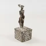 Kari Juva, Pregnant woman, bronze