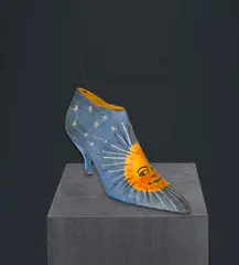 Andy Warhol, Shoe, 1955/1957, Sculpture. Tempera on panel