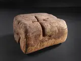 Eduardo Chillida, Lurra G 121, 1989, Sculpture. Chamotte clay with copper oxide