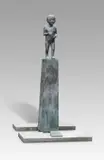 Ariane von Mauerstetten, Kleinkind, 2009, Bronze with green-brown patina