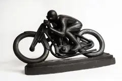 Otakar Švec, Motocyklista, kolem roku 1924, patinovaná sádra