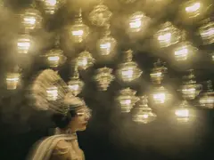 Alžběta Jungrová, Burlesque!, 2018