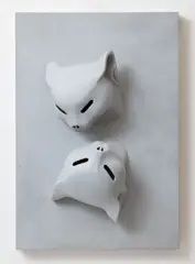 Libor Krejcar, Pantheria/Heads, 2003–2004, object (wood, plaster)
