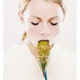 Petrina Hicks, Shenae and Jade, 2005, archival inkjet print, ed.15/50