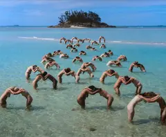 Spencer Tunick, Sea Earth Change, 2019, c-type photograph