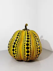 Yayoi Kusama, Pumpkin, 2010, Urethane paint on fiberglass reinforced plastic