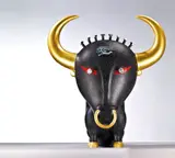 Lu Hsien ming, Iron Ox with Golden Horns
