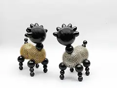 Howard Chen, Dog in Thumbtacks (a set of 2), 2008, FRP, thumbtacks<br />edition no. 8/10 (Golden)<br />edition no. 10/10 (Sliver)