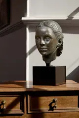 Georg Ehrlich, PORTRAIT OF GILLIAN RAFFLES (NÉE POSNANSKY) AS A YOUNG LADY, c. 1944, bronze on marble base
