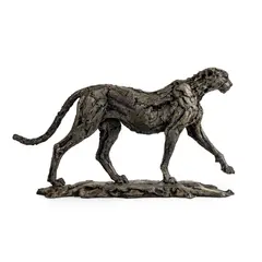 Hamish Mackie, Cheetah, 2017, patinated bronze
