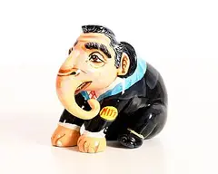 Mitt Romney by Terdsak Phiromgripak, oil on resin, sold Sep 2026