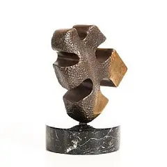 Elizabeth O'Kane, Jigsaw, 2015, bronze on a marble base - number 1 from an edition of 7