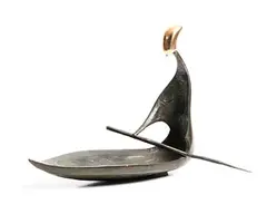 Grainne Uí Mhaol (Queen of Connaught) by Sandra Bell, 1991, unique bronze, sold Apr 2021