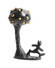 Patrick O'Reilly, The Apple Tree, 2017, bronze and gold leaf
