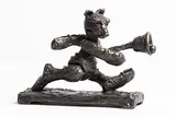 Patrick O'Reilly, Bear with Bell, bronze - number 1 from an edition of 10