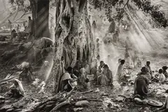 Sebastião Salgado, In Kalema Camp, Tigray, Ethiopia, 1985, Gelatin silver print