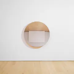 Anish Kapoor, Mirror Glow (Spanish Gold), 2017, stainless steel and lacquer