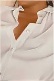 Alexis Ralaivao, Milano, 2022, oil on canvas