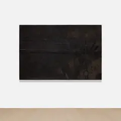 Theaster Gates, Complicated gape in need of reflective paint, 2014, wood, tar, roofing felt and copper nails