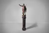 Augusto Röhrich, Augustus of Prima Porta,, raised on a rotating red marble column
