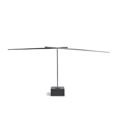 George Rickey, Two Lines Horizontal II, 1972, stainless steel
