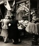 Andreas Feininger, Jewish Shop on the Lower East Side, Manhattan, 1949, Gelatin silver print