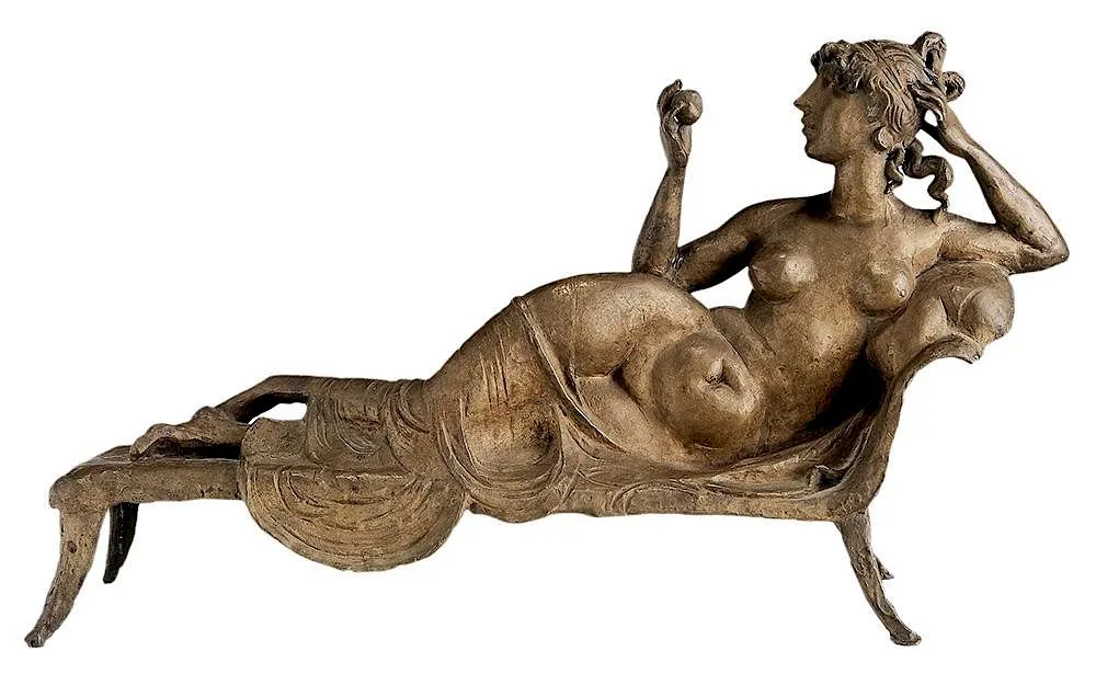 Milton Hebald, Venus Holding the Apple, 1962, patinated bronze