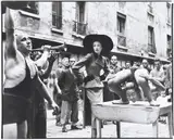 Richard Avedon, Elise Daniels with Street Performers