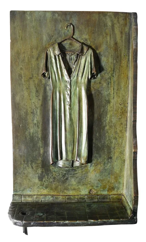 Rudolf Sotelo Lailson, El Vestido Version V, 1997, patinated bronze relief plaque