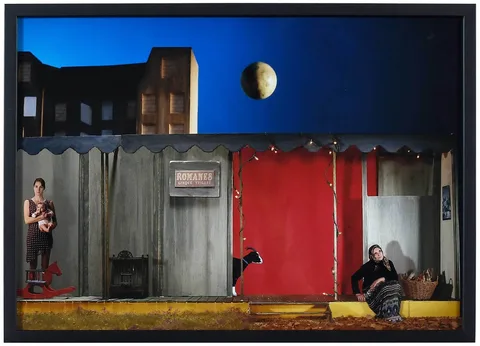 Clark & Pougnaud, C?est la Vie, Berenice, Rosalie et Fanica, 2004, archival color digital print