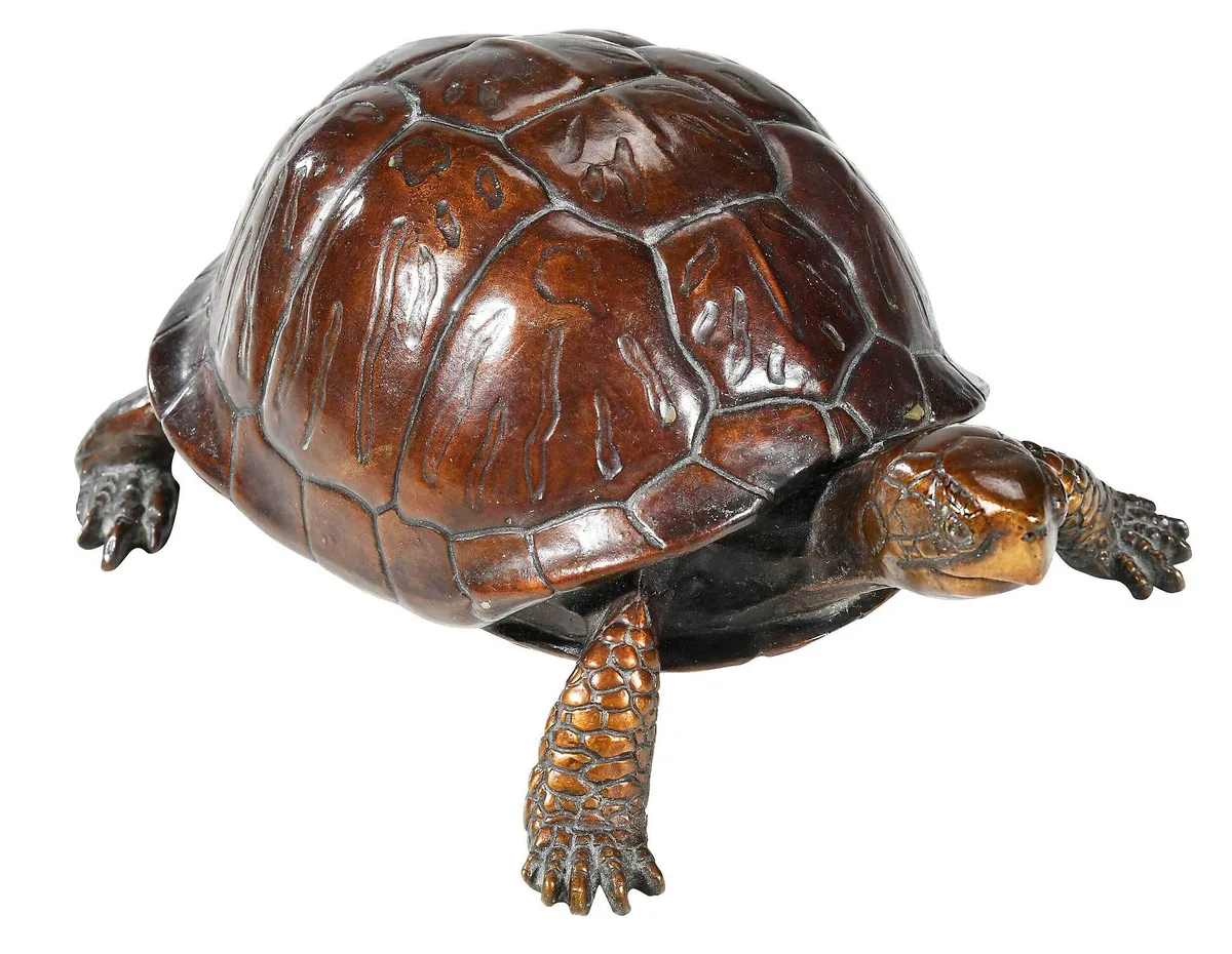 Bill Hunt, Box Turtle, 1994, patinated bronze