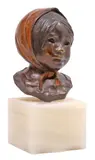 Glenna Goodacre, The Waif, Patinated bronze sculpture