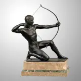 Rudolf Kaesbach, ŁUCZNIK, ok. 1920-1930, brąz patynowany