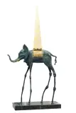 KOSMICZNY SŁOŃ by Salvador Dalí, 1980, brąz polerowany i patynowany, sold Jun 2018