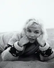 George Barris, MARILYN MONROE NA PLAŻY, 2006, fotografia czarno-biała, papier