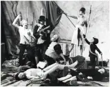 Andrzej Świetlik, Wolność wiodąca lud na barykady, 1988, fotografia czarno-biała