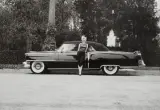 Milton H. Green, Marilyn Monroe – Cadillac L.A., 1954-1988, fotografia cz-b nakl. na karton