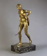 P Leibküchler, Diana, brąz złocony, drewno