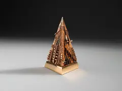 Arnaldo Pomodoro, PIRAMIDE PER GRUPPO EDITORIALE RUSCONI, sculpture