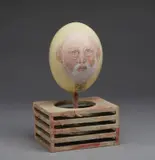Antonio Possenti, Ritratto sull'uovo, sculpture