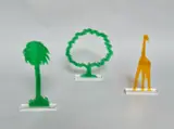 Gino Marotta, Lotto composto da n.3 sculture. Giraffa, palme e albero, sculpture