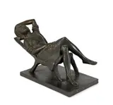 Eugenio Pellini, Donna sdraiata, sculpture
