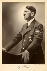 Heinrich Hoffmann, Hitler, photograph
